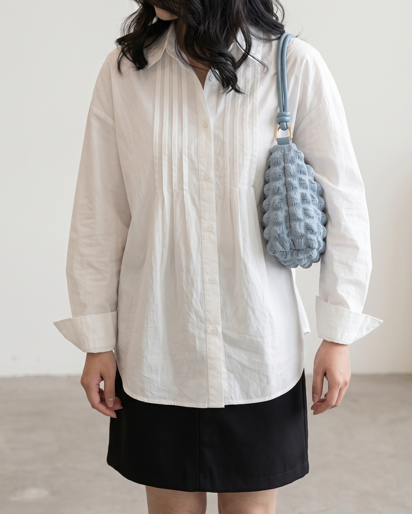 Marguerite Quilted Shoulder Bag - Blue