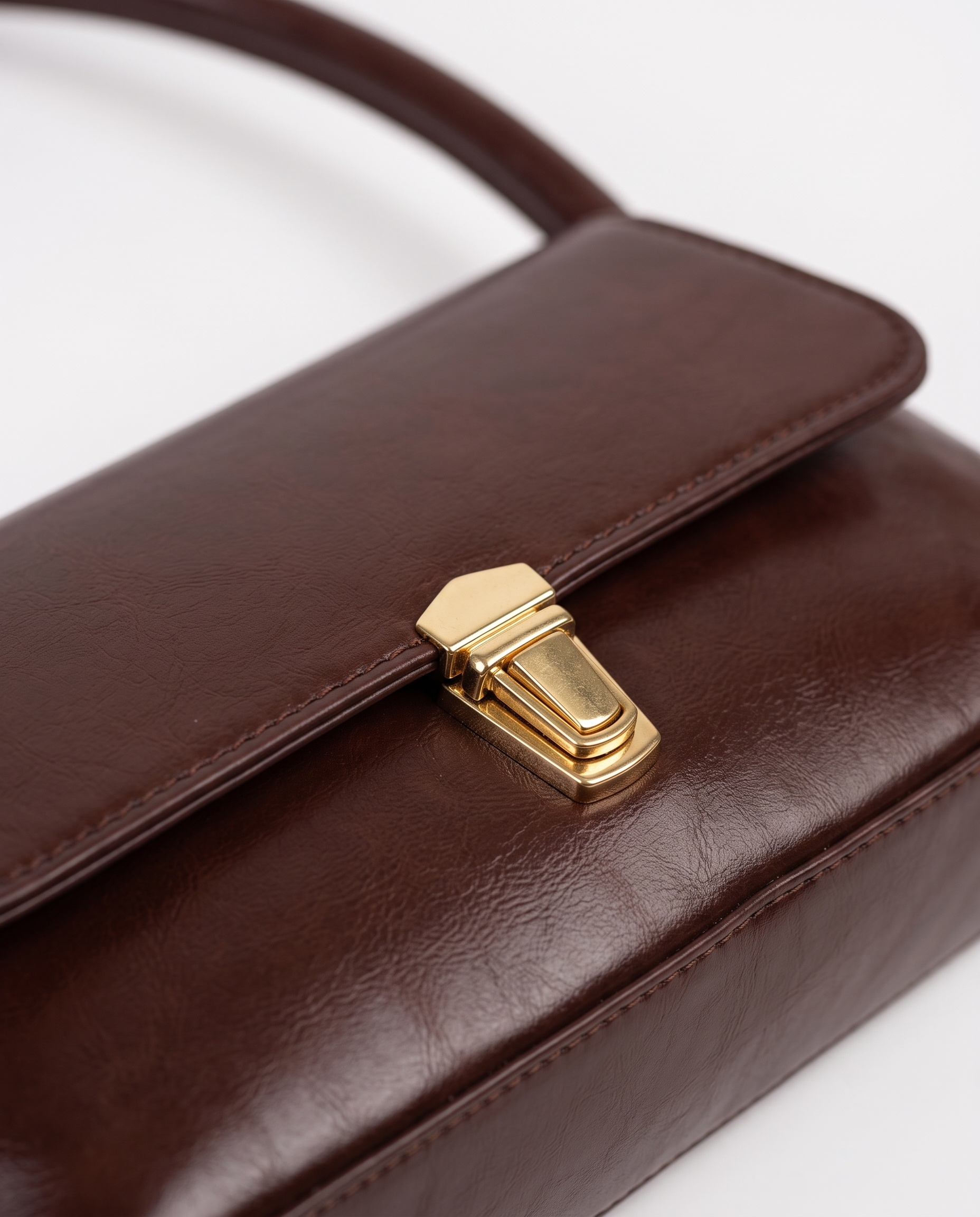 Beatrix Leather Shoulder Handbag - Dark Brown