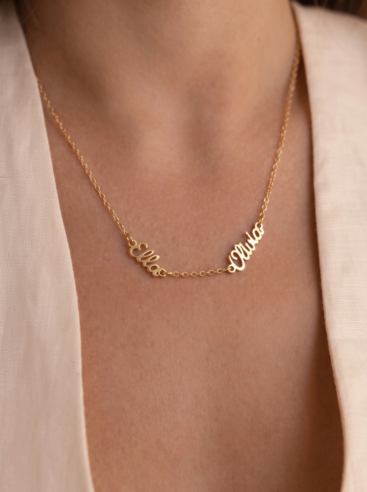 Simone Women's Custom Cursive Name Necklace