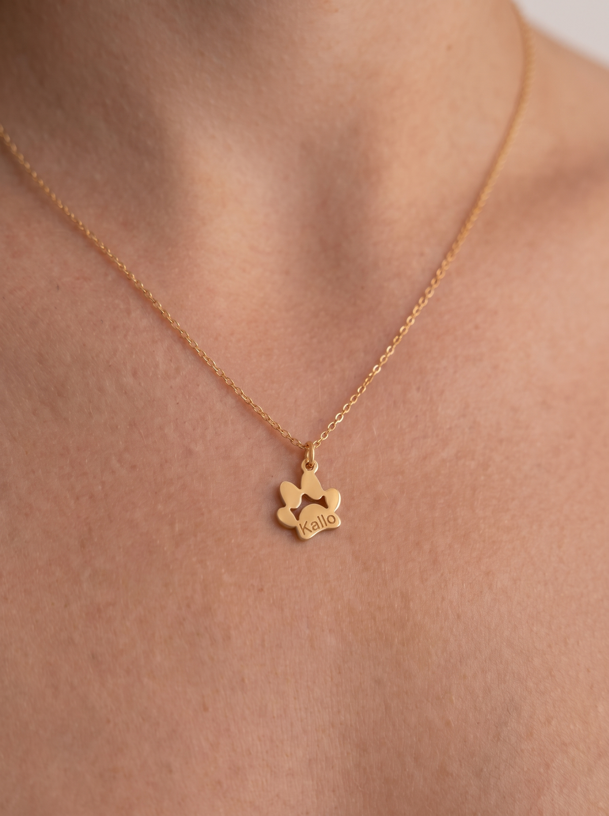 Valerie Women's Personalized Stacked Paw Print Necklace