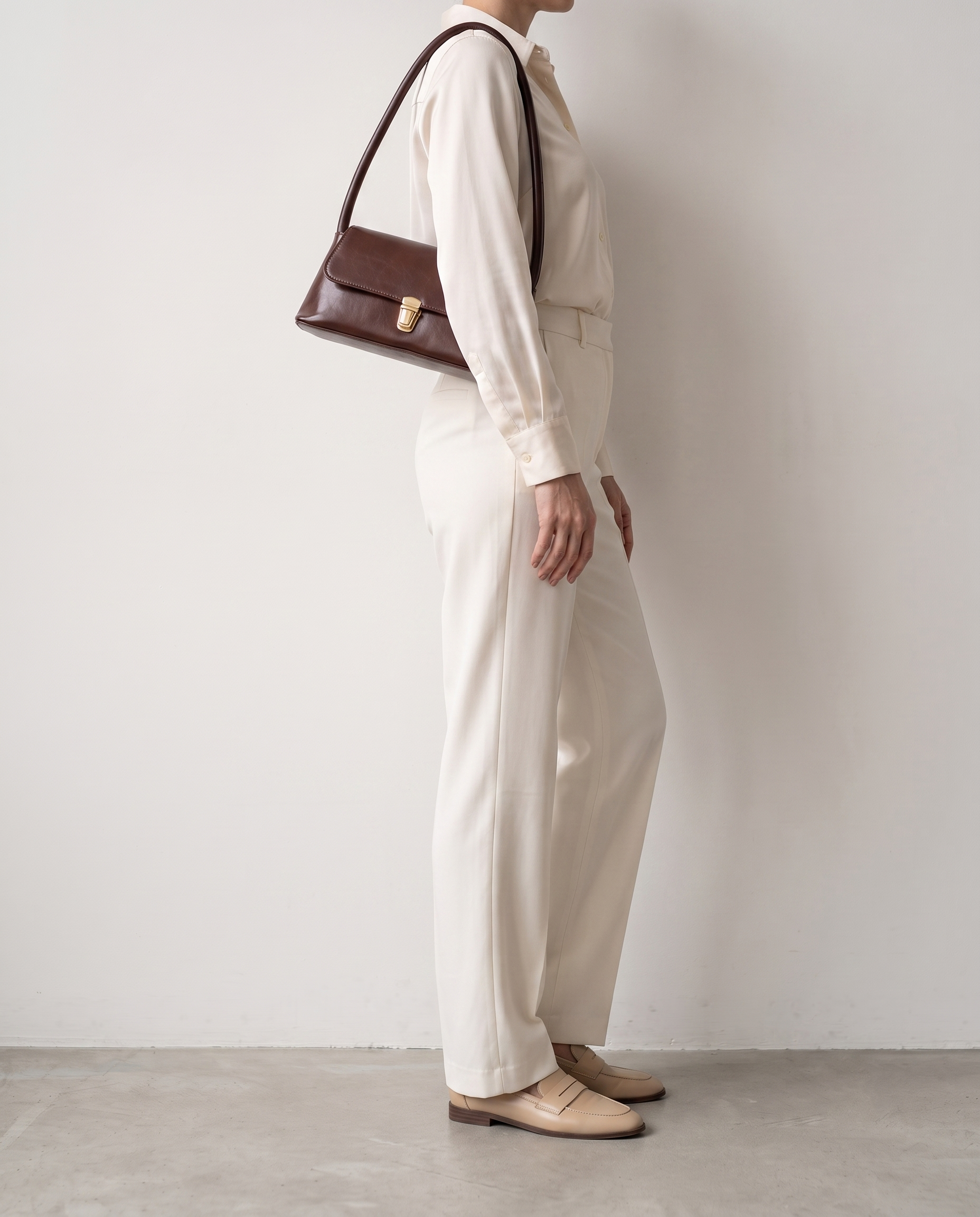 Beatrix Leather Shoulder Handbag - Dark Brown