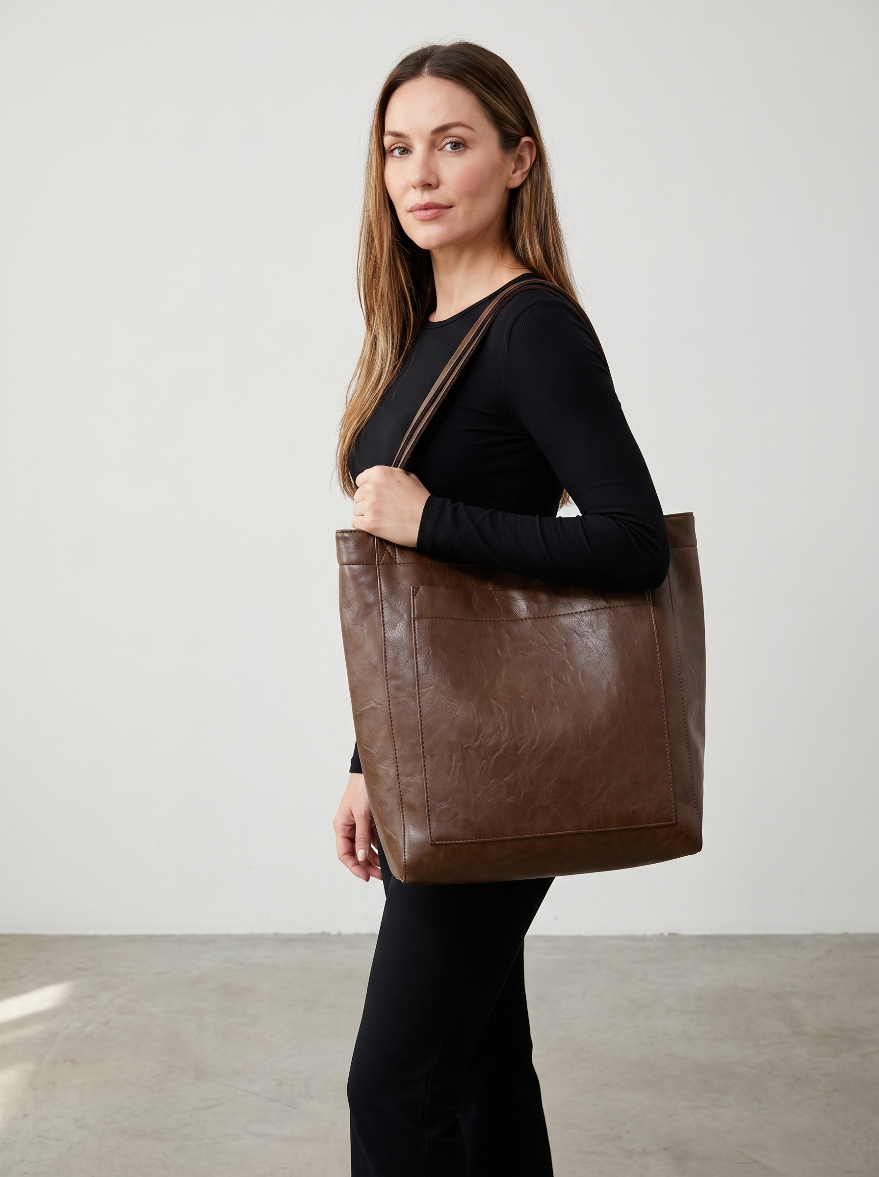 Eilidh Women's Large Vegan Leather Tote Bag, Vintage Oversized Shoulder Bag