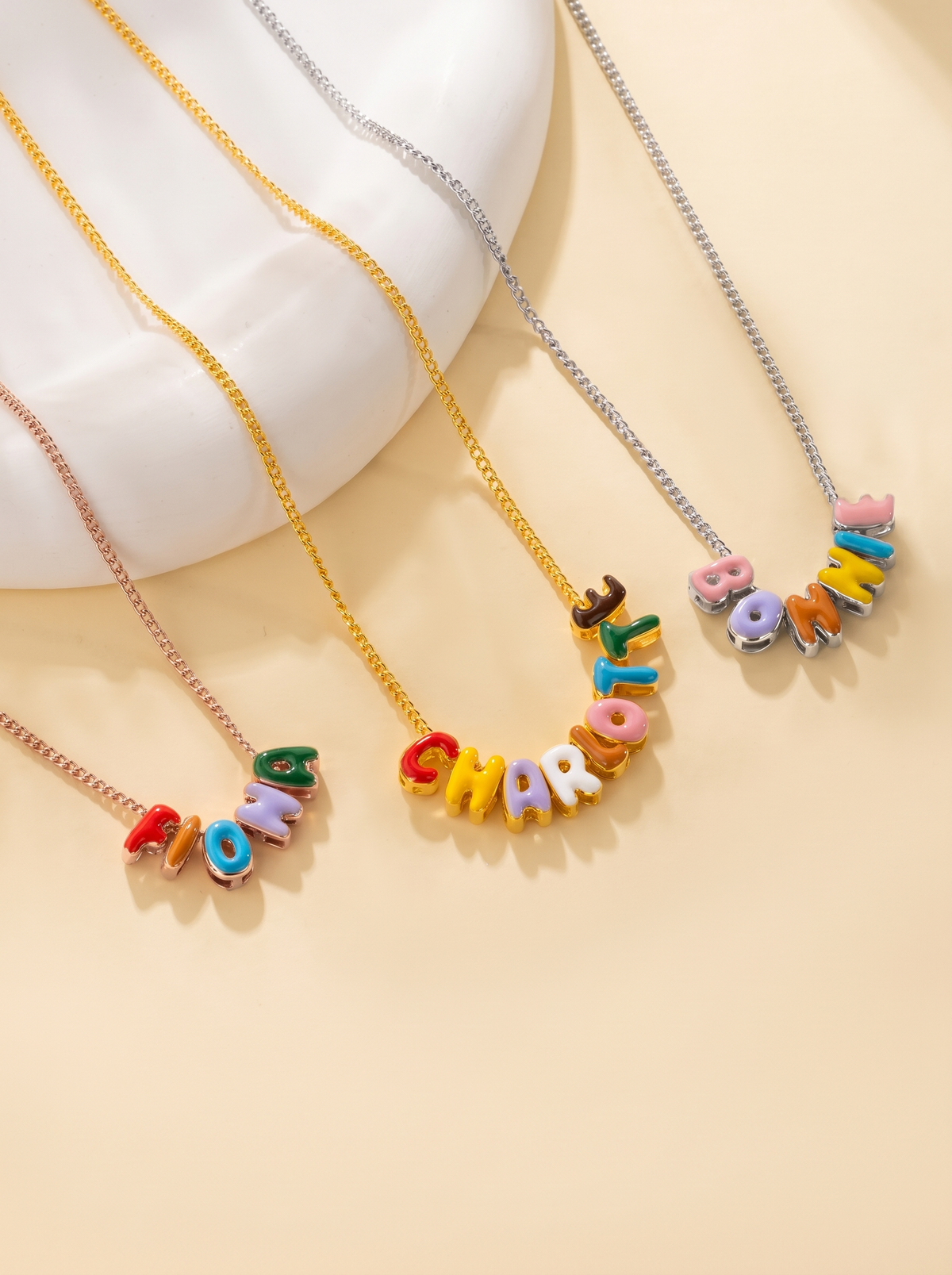 Arabelle Women's Custom Bubble Letter Name Necklace