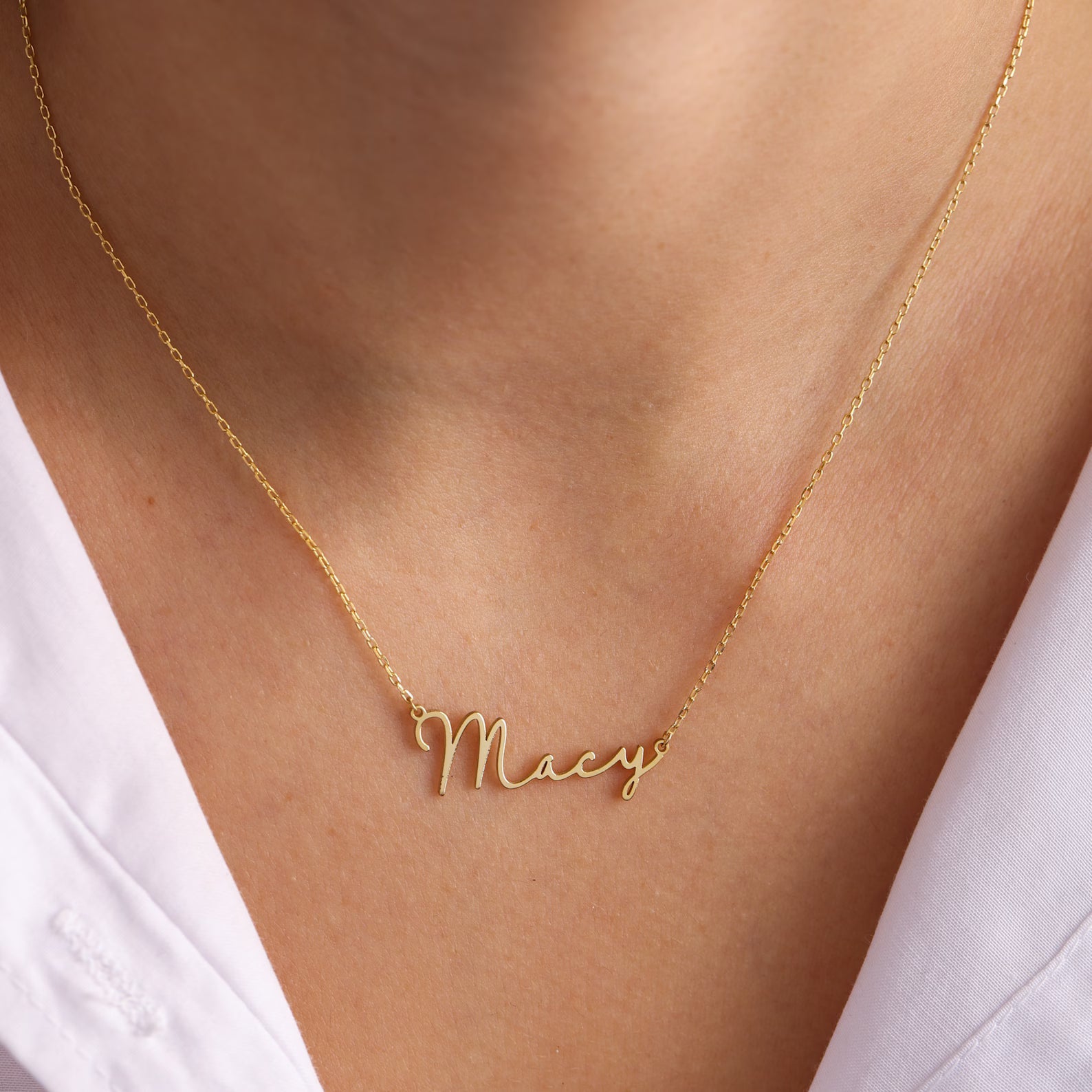 Rosalind Women's Gold Personalized Name Necklace, Cursive Script Necklace