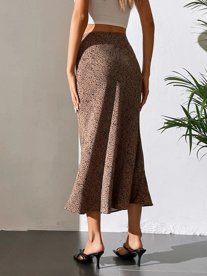 Yvettea Leopard Print Satin Midi Skirt